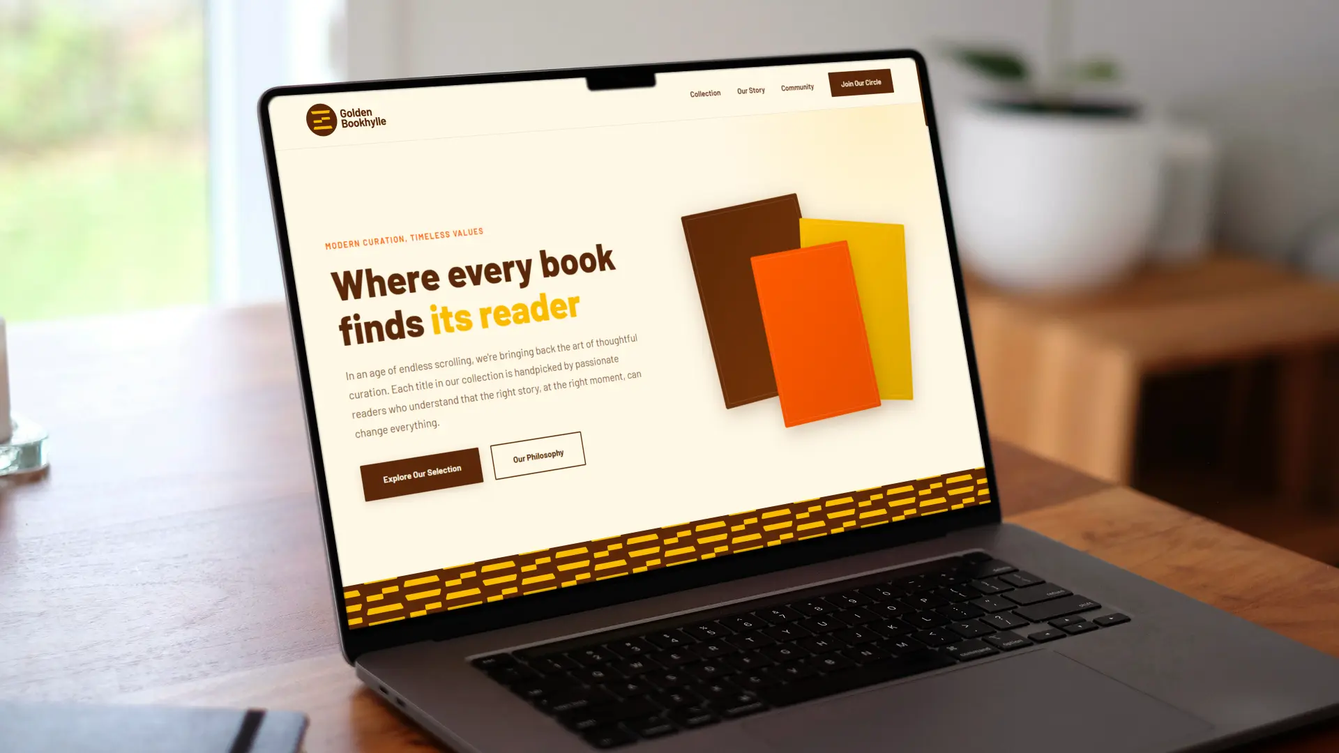 Golden Bookhylle Logo on Website